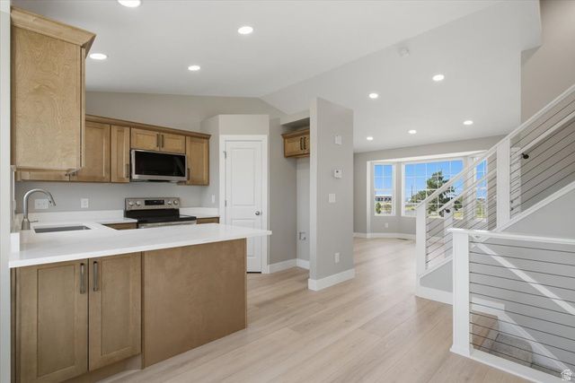 142 S 350 W, Clearfield, UT 84015