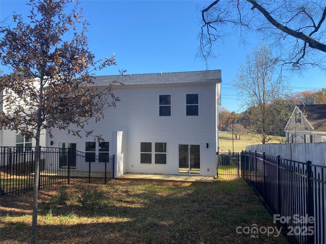 3222 Sam Wilson Road, Charlotte, NC 28214