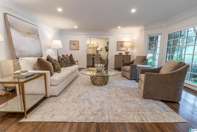 321 VESCLUB DRIVE, Vestavia Hills, AL 35216