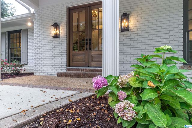 321 VESCLUB DRIVE, Vestavia Hills, AL 35216