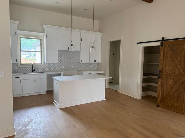 4055 Kindness Court, Alexander, AR 72002