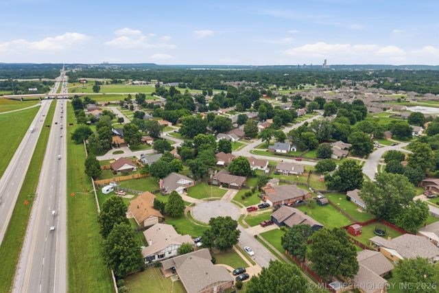 11413 S Franklin Avenue, Jenks, OK 74037