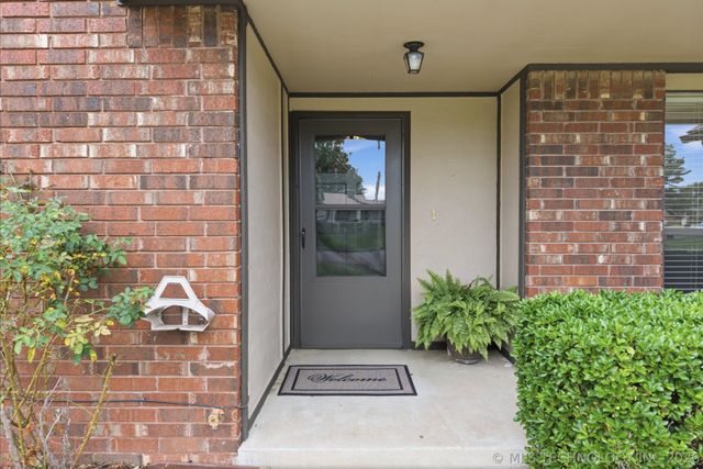 11413 S Franklin Avenue, Jenks, OK 74037