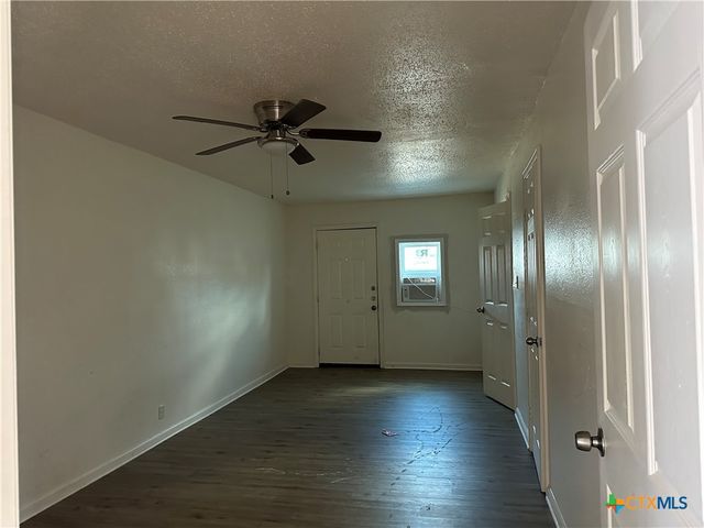 1802 Alamo Avenue, Killeen, TX 76541