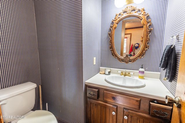 8408 Woodbrook Drive, Knoxville, TN 37919
