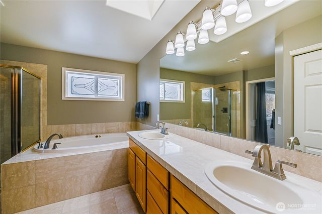 9118 133rd Court NE, Redmond, WA 98052