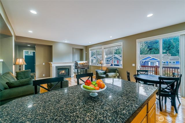 9118 133rd Court NE, Redmond, WA 98052
