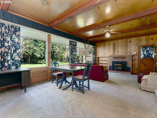 1935 Ne ORCHARD Ave, Mc Minnville, OR 97128