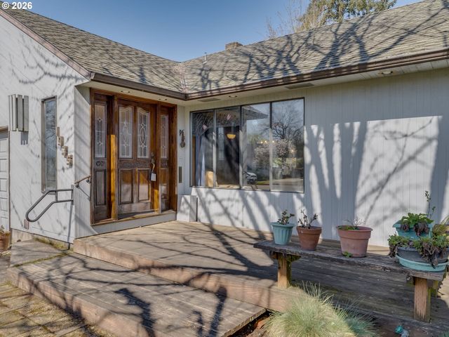 1935 Ne ORCHARD Ave, Mc Minnville, OR 97128