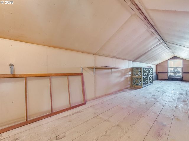 1935 Ne ORCHARD Ave, Mc Minnville, OR 97128