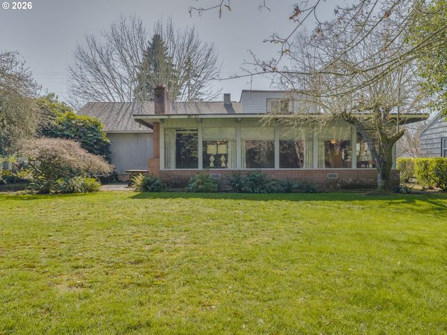 1935 Ne ORCHARD Ave, Mc Minnville, OR 97128