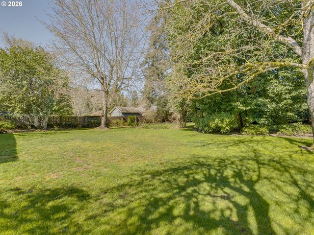 1935 Ne ORCHARD Ave, Mc Minnville, OR 97128