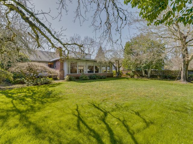 1935 Ne ORCHARD Ave, Mc Minnville, OR 97128