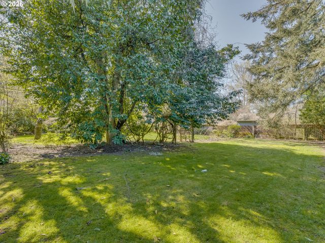 1935 Ne ORCHARD Ave, Mc Minnville, OR 97128