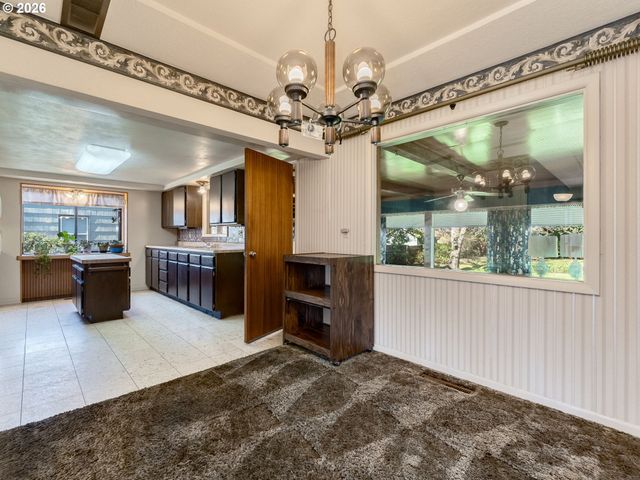 1935 Ne ORCHARD Ave, Mc Minnville, OR 97128