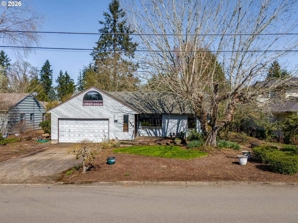 1935 Ne ORCHARD Ave, Mc Minnville, OR 97128