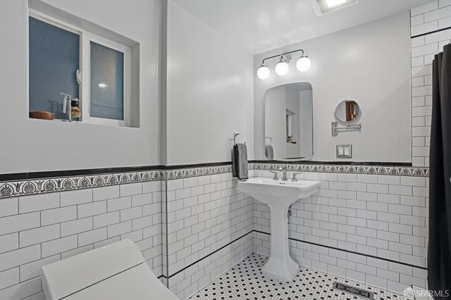 247 Gates Street, San Francisco, CA 94110