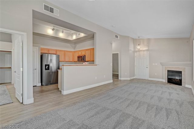 3574 DESERT CLIFF Street 203, Las Vegas, NV 89129