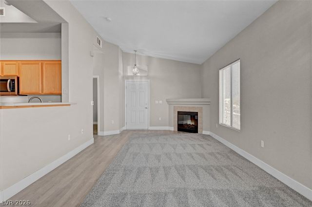 3574 DESERT CLIFF Street 203, Las Vegas, NV 89129