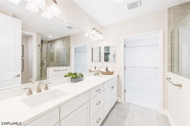 2620 Seychelles CIR 1302, Naples, FL 34112