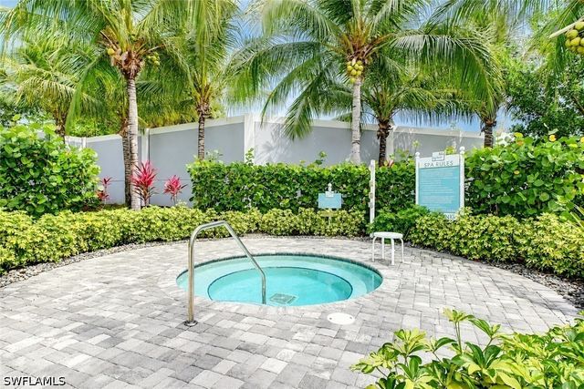 2620 Seychelles CIR 1302, Naples, FL 34112