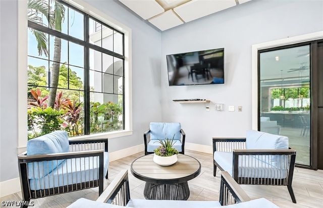 2620 Seychelles CIR 1302, Naples, FL 34112