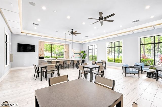 2620 Seychelles CIR 1302, Naples, FL 34112