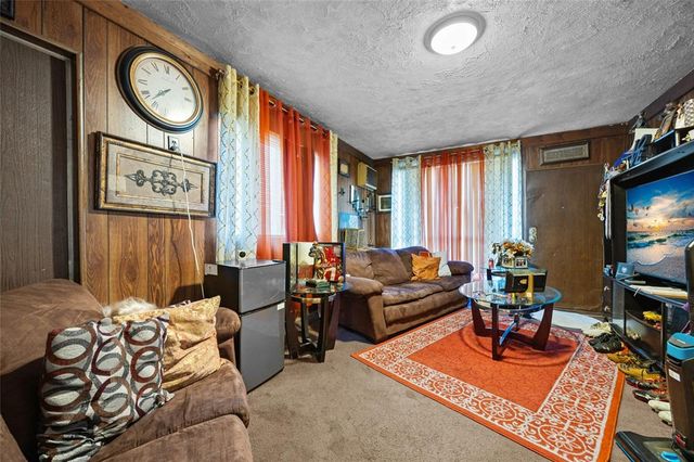 1366 SE BAYA DRIVE, Lake City, FL 32025