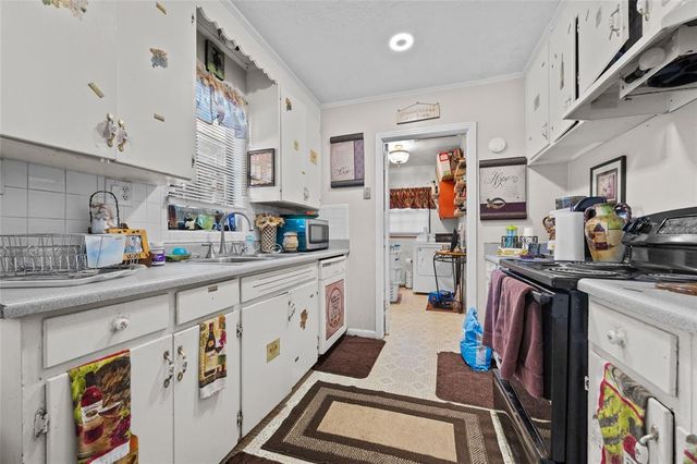 1366 SE BAYA DRIVE, Lake City, FL 32025