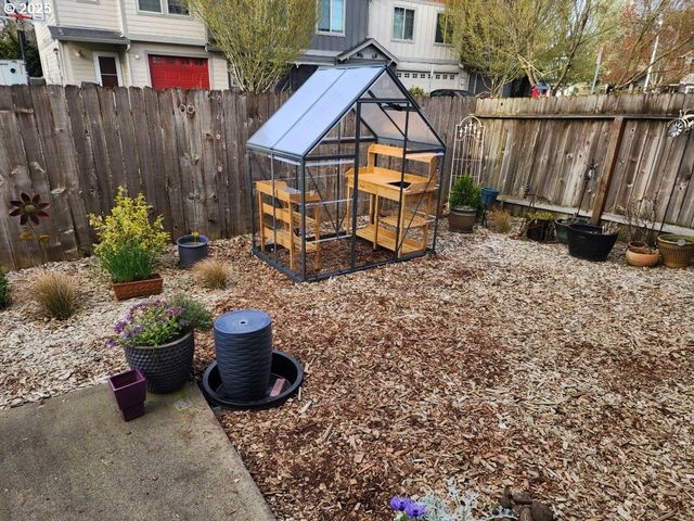 13816 Ne 63RD St, Vancouver, WA 98682