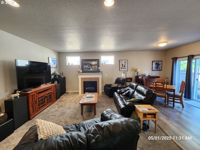 13816 Ne 63RD St, Vancouver, WA 98682