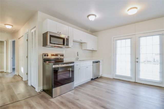 7503 W NEW ORLEANS AVENUE, Tampa, FL 33615