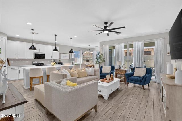 9347 E SATURN Avenue, Mesa, AZ 85212
