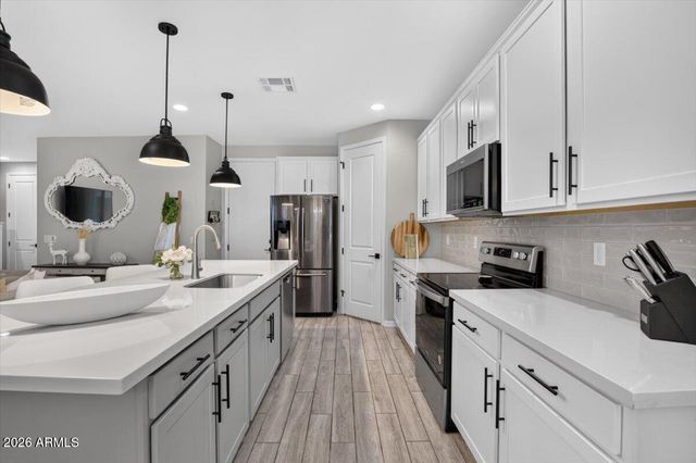 9347 E SATURN Avenue, Mesa, AZ 85212