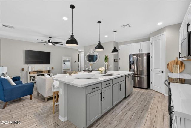 9347 E SATURN Avenue, Mesa, AZ 85212