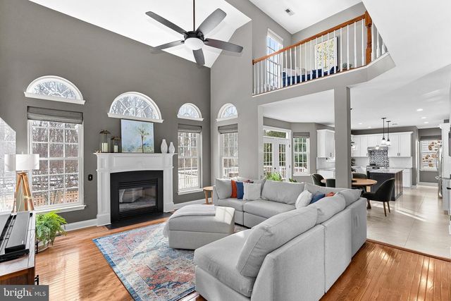 115 CEDARGROVE PL SW, Leesburg, VA 20175