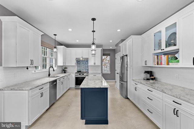 115 CEDARGROVE PL SW, Leesburg, VA 20175