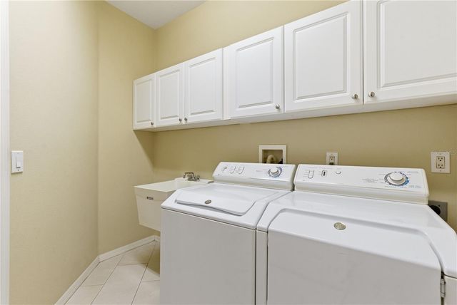 30442 LETTINGWELL CIRCLE, Wesley Chapel, FL 33543