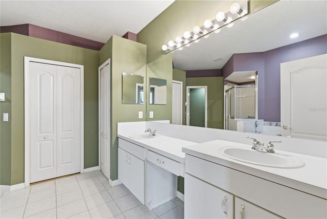 30442 LETTINGWELL CIRCLE, Wesley Chapel, FL 33543