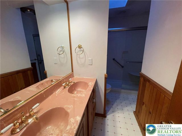 726 Barner Street, Salisbury Twp, PA 18103