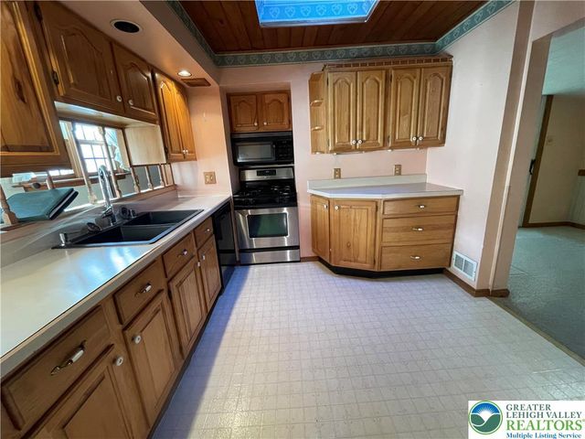 726 Barner Street, Salisbury Twp, PA 18103