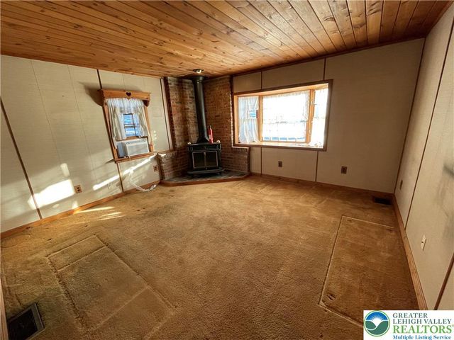 726 Barner Street, Salisbury Twp, PA 18103