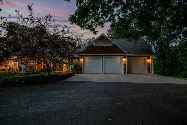 841 S ROUTE UU, Columbia, MO 65203