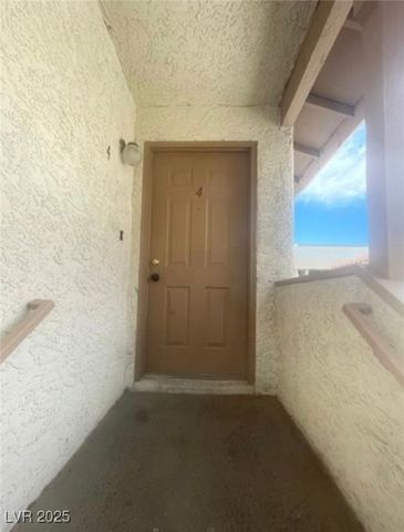 1321 Del Mar Street 4, Las Vegas, NV 89119