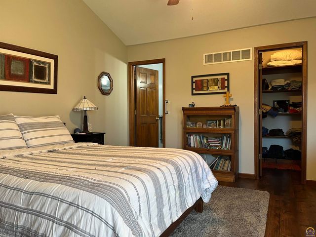 5403 SW 22nd PK, Topeka, KS 66614