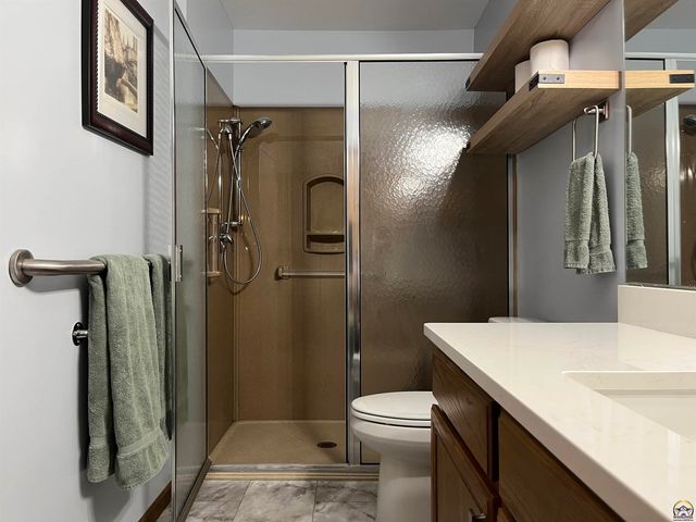 5403 SW 22nd PK, Topeka, KS 66614