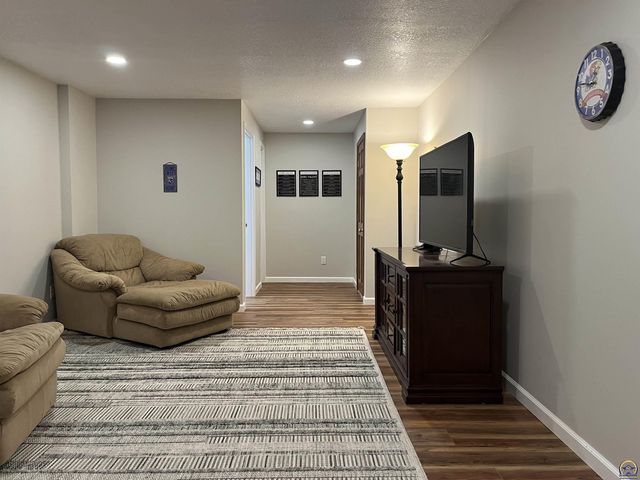 5403 SW 22nd PK, Topeka, KS 66614