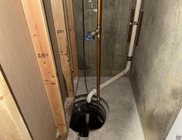 5403 SW 22nd PK, Topeka, KS 66614