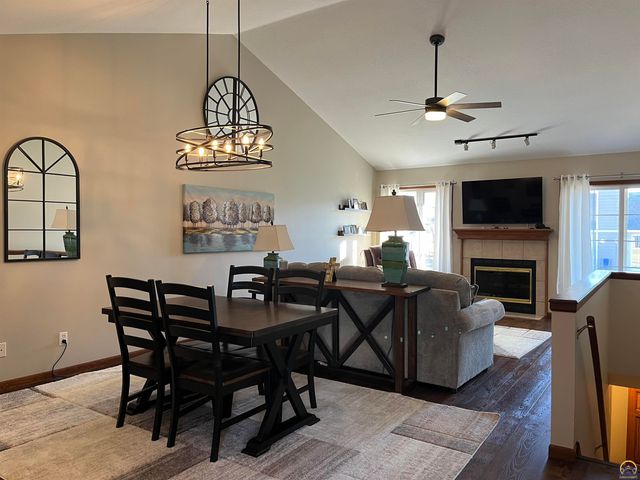 5403 SW 22nd PK, Topeka, KS 66614