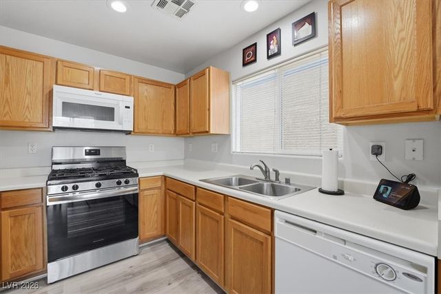 6255 Peneplain Avenue, Las Vegas, NV 89139